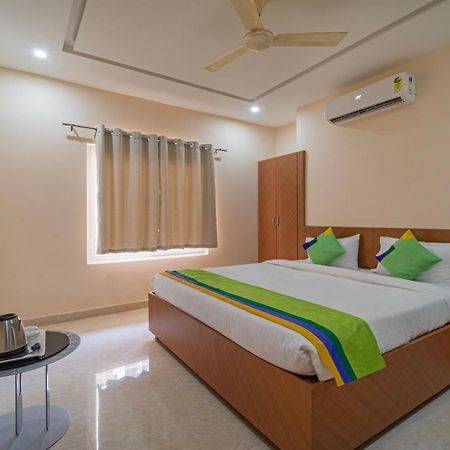 Treebo Raj Palace Varanasi Eksteriør bilde
